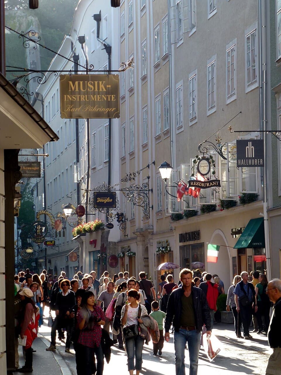 Getreidegasse